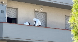 Loreto - Morto a terra nel sangue in garage, ipotesi omicidio